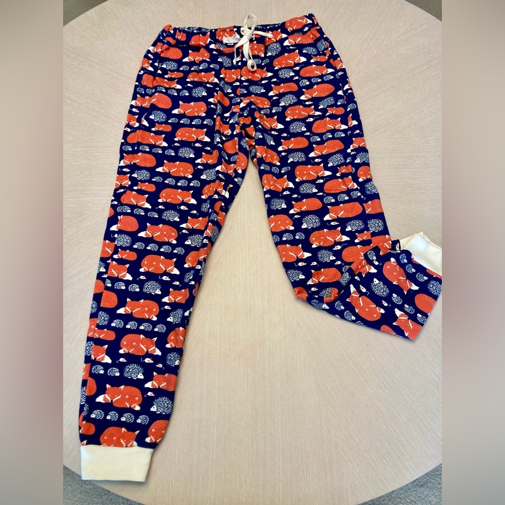 Winter Water Factory - Joggers, patterned, SZ M, never worn, no tags